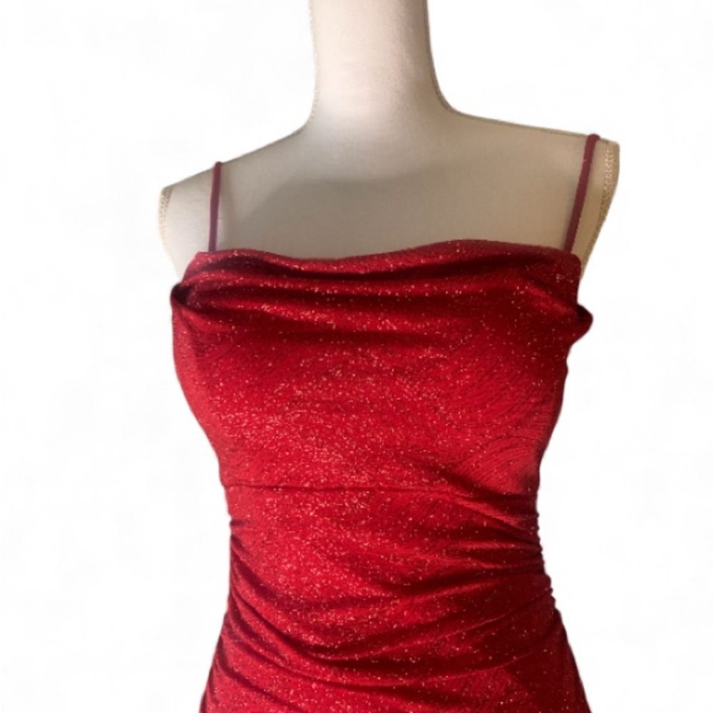 Windsor gown. Size Small 5 Stunning red glitter gown full-length evening dress - Picture 3 of 9